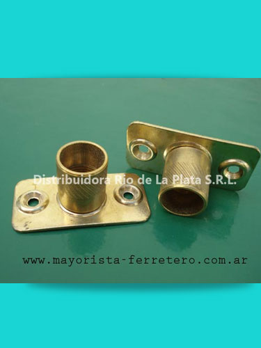 Soporte hierro y bronce. Codo para caños